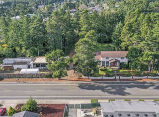 3475 Redwood St, Florence, OR 97439