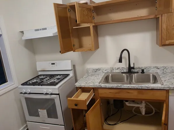 1393 W La Cadena Dr APT 6, Riverside, CA 92501