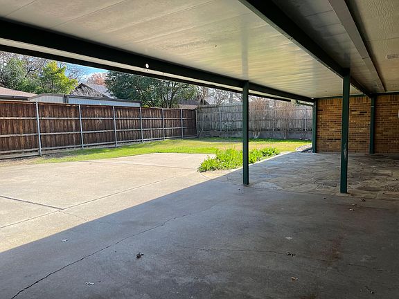4th image of 2701 Shelterwood Ln