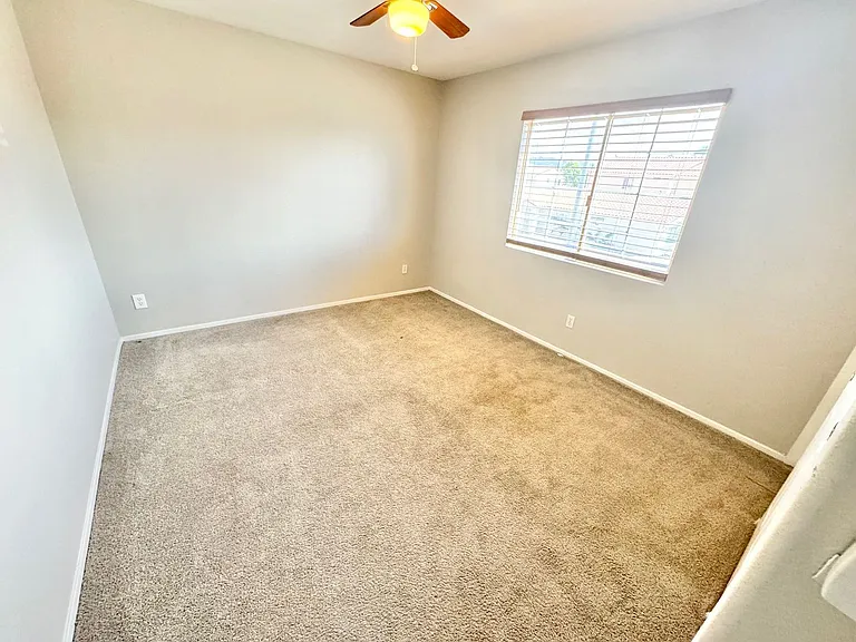 1092 Whispering Birch Ave — Photo 15