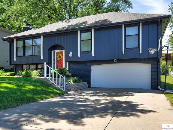 2nd image of 2622 N 122nd Cir