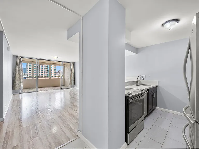 920 Ward Ave #11A — Photo 3