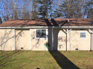 16 2nd Ave, Halifax, MA 02338