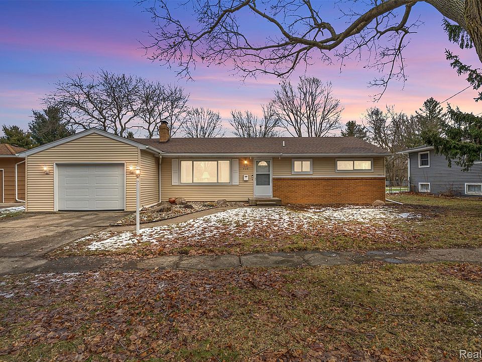 1st image of 428 Sunnyside Dr