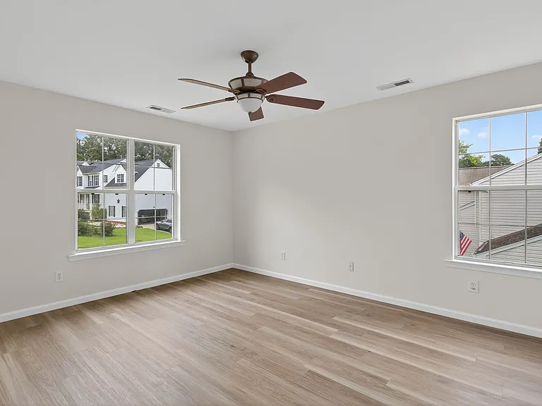 3881 Shenandoah Dr — Photo 19