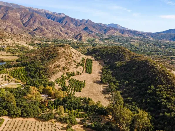 2250 Hermitage Rd, Ojai, CA 93023