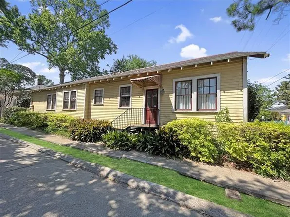 1240 Pleasant St, New Orleans, LA 70115
