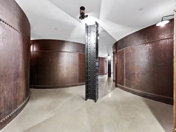 37 Bridge Street image 21 of 37