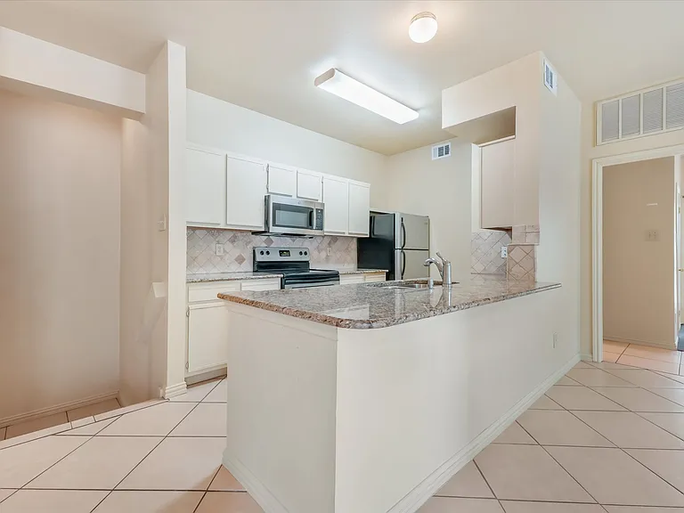 2524 Preston Rd #1203 — Photo 5