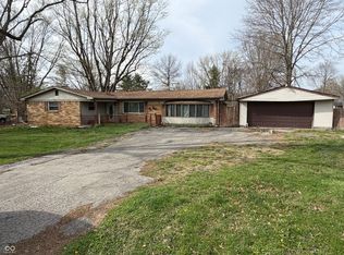3190 E Chapel Rd, Anderson, IN 46012