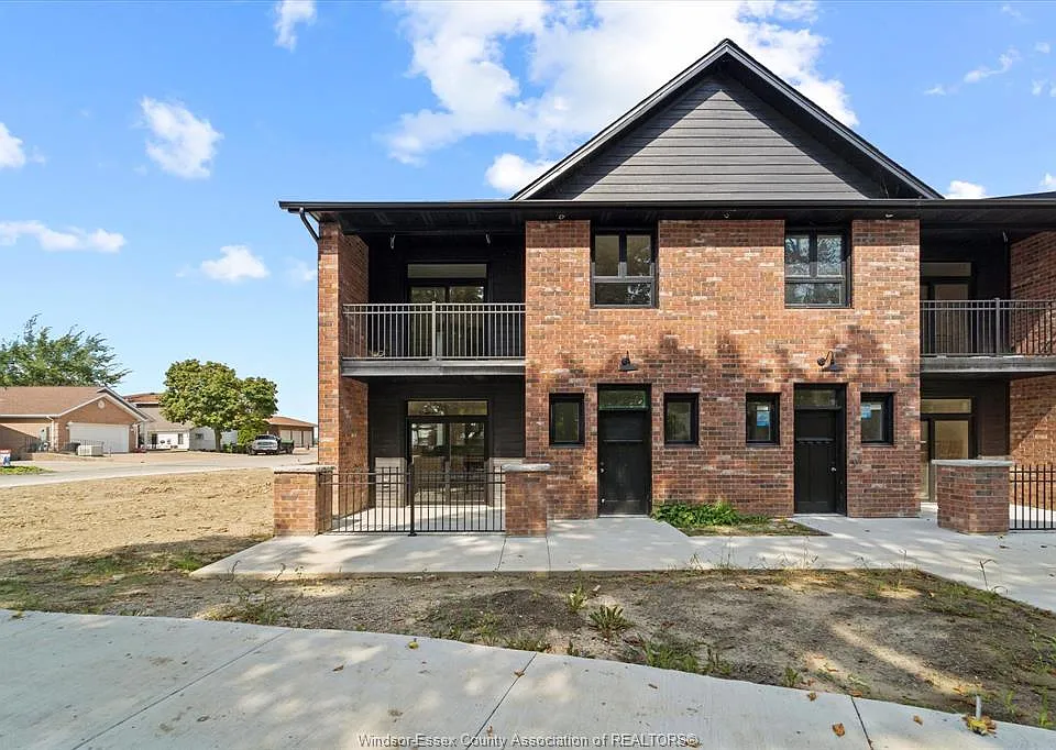 515 Dalhousie St #2B