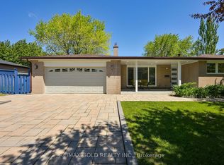 15 Flavian Cres, Brampton, ON L6T3P2