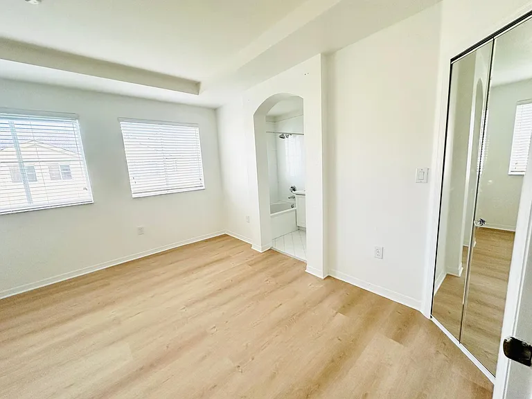 8846 W Flagler St #5 — Photo 9