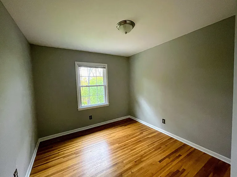 2804 Broadview Dr NW — Photo 13