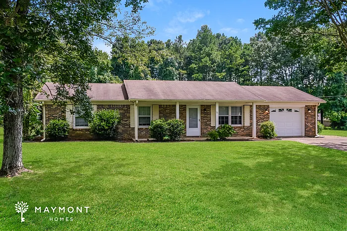 3 bed, 2.0 bath, 1457 sqft, $1,570 — Photo 3