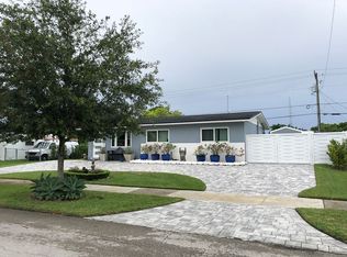 10041 SW 213th St, Cutler Bay, FL 33189