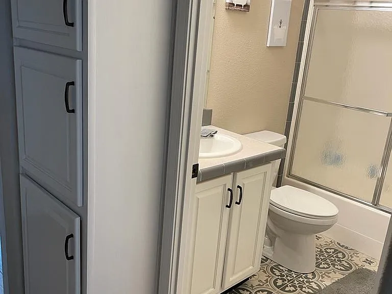 Bathroom 2