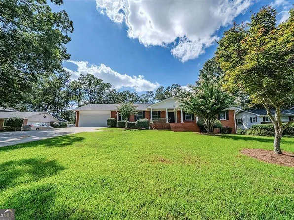 2561 Highland Golf Course Dr SE, Conyers, GA 30013