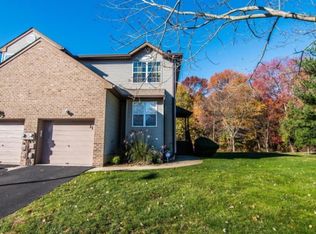 31 Atrium Way, Manalapan, NJ 07726