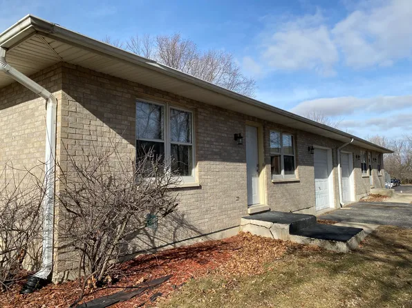 722/724 Washington St, Woodstock, IL 60098