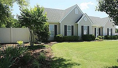 2nd image of 116 Rock Moss Dr