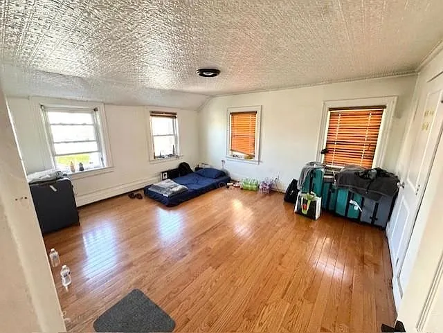 17 Beach St #2