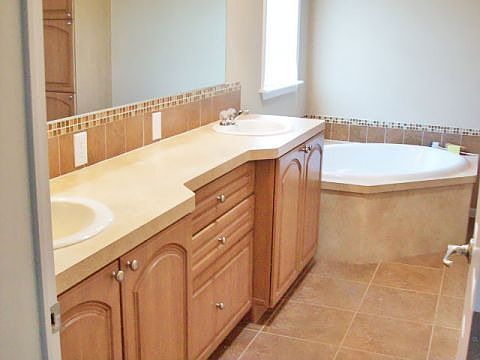 2nd image of 899 Carolina Palm Ln
