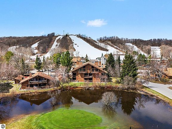 2nd image of 6520 Schuss Mountain Ln