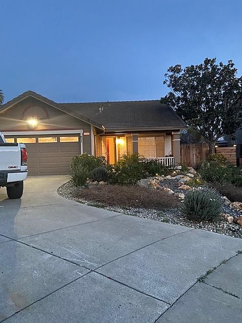 1st image of 4745 Rosewood Ct