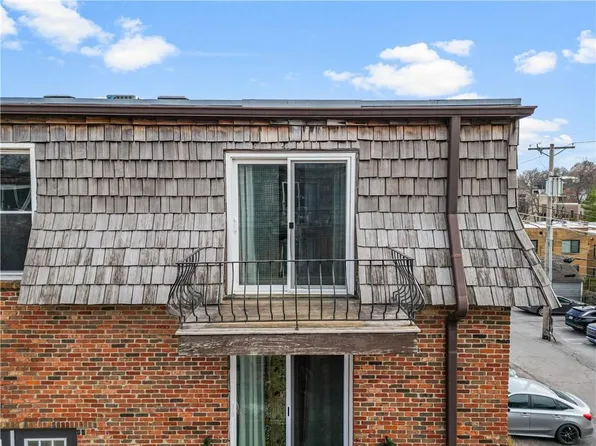 4430 Jarboe St APT 6, Kansas City, MO 64111