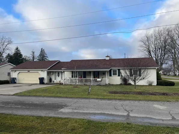 112 S Burr St, Redkey, IN 47373