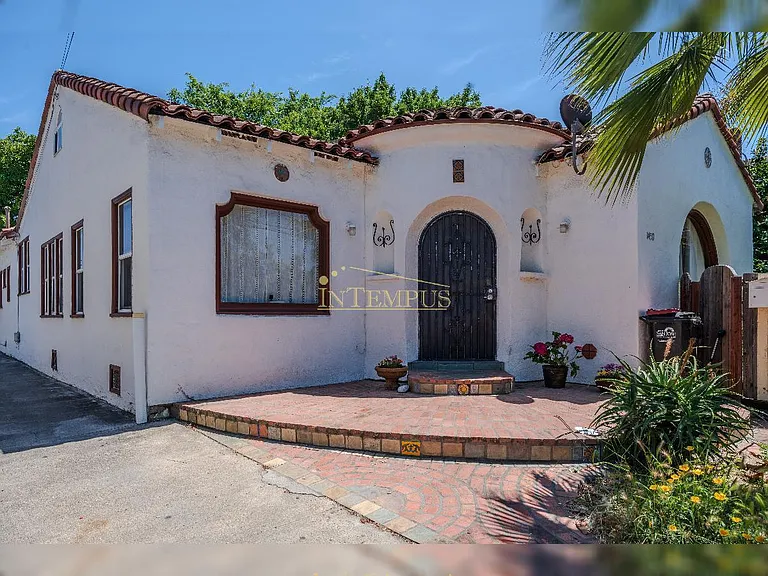 1450 Pomona Ave #C — Photo 1
