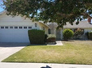 15831 Standish Ln, Huntington Beach, CA 92647