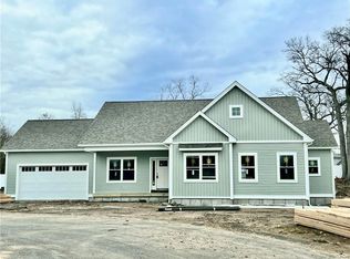 885 Sachem Rd, North Kingstown, RI 02852