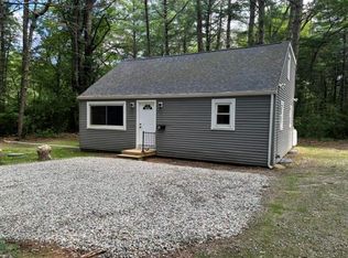 30 Hollywood Ave, Coventry, RI 02816