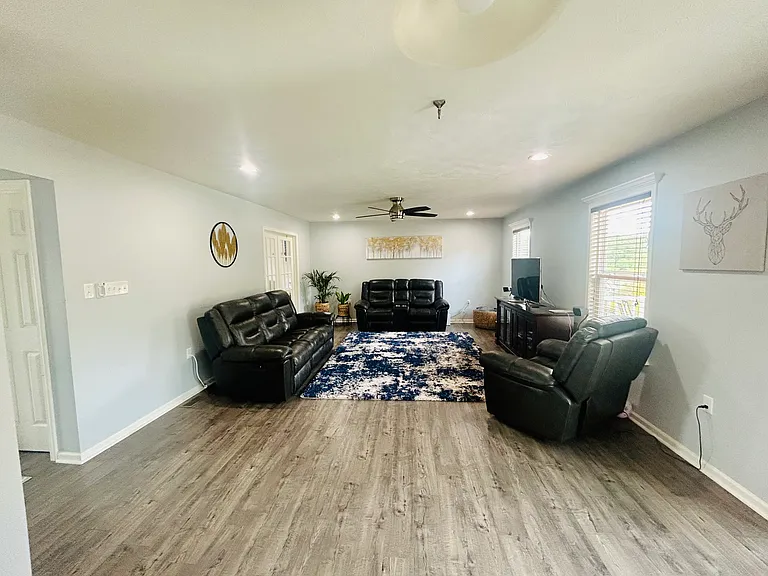 1060 Granite Dr — Photo 19