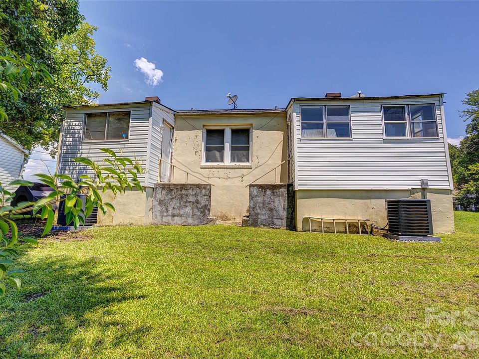 2nd image of 173 & 175 Booker Dr SW