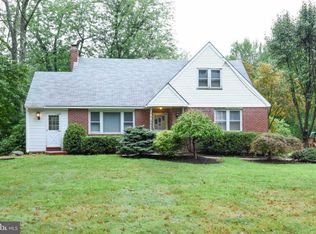 714 Cedar Hill Rd, Ambler, PA 19002