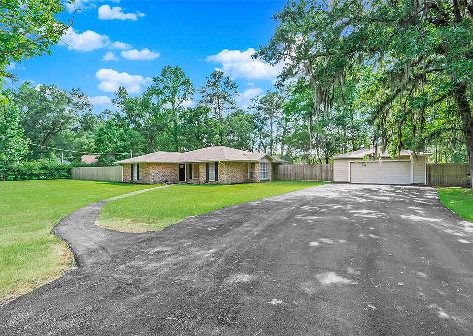 1st image of 27215 S Creek Dr