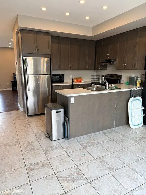 2 bed, $2,700 — Photo 4