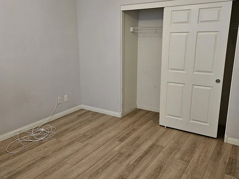 7204 Mountain Den Ave #1 — Photo 1