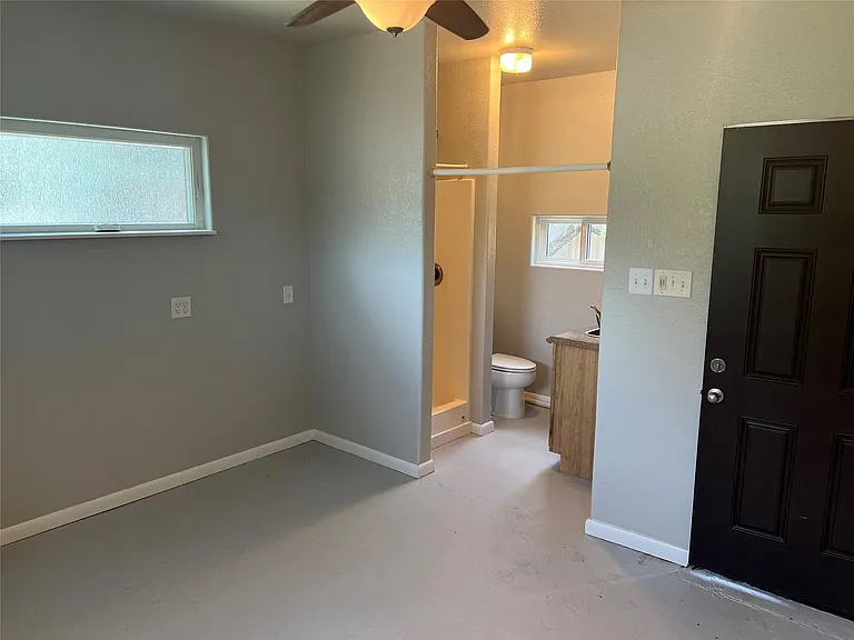 15303 Texas St #2 — Photo 6