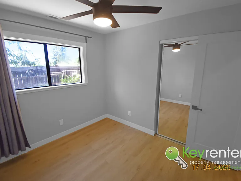 5127 Red Oak Dr — Photo 13