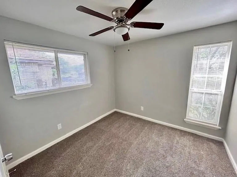 11122 Dalebrook Dr — Photo 8