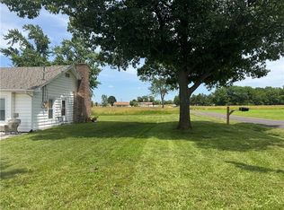 1027 E Grant St, Ottawa, KS 66067