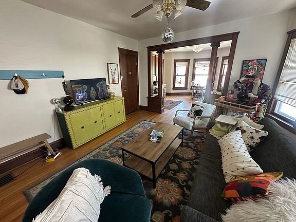 3rd image of 639 E Johnson St #4B-1Ba