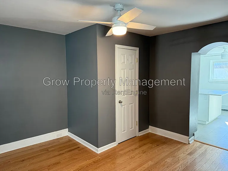 4714 Fowler St — Photo 10