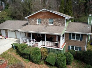 562 Cupelo Dr NW, Powder Springs, GA 30064