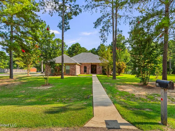 301 Kitty Hawk Cir, Brandon, MS 39047
