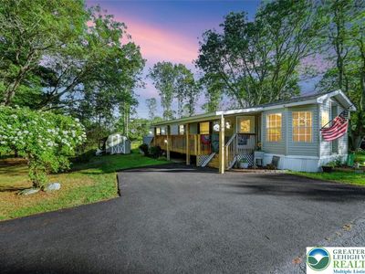 131 Pmhe Dr S, East Stroudsburg, PA, 18302